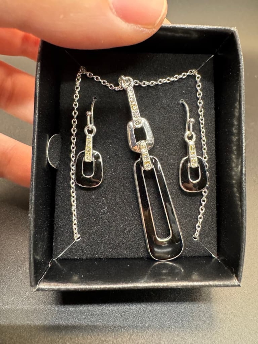 Girls' Black and Silver Link Necklace & Earring Set